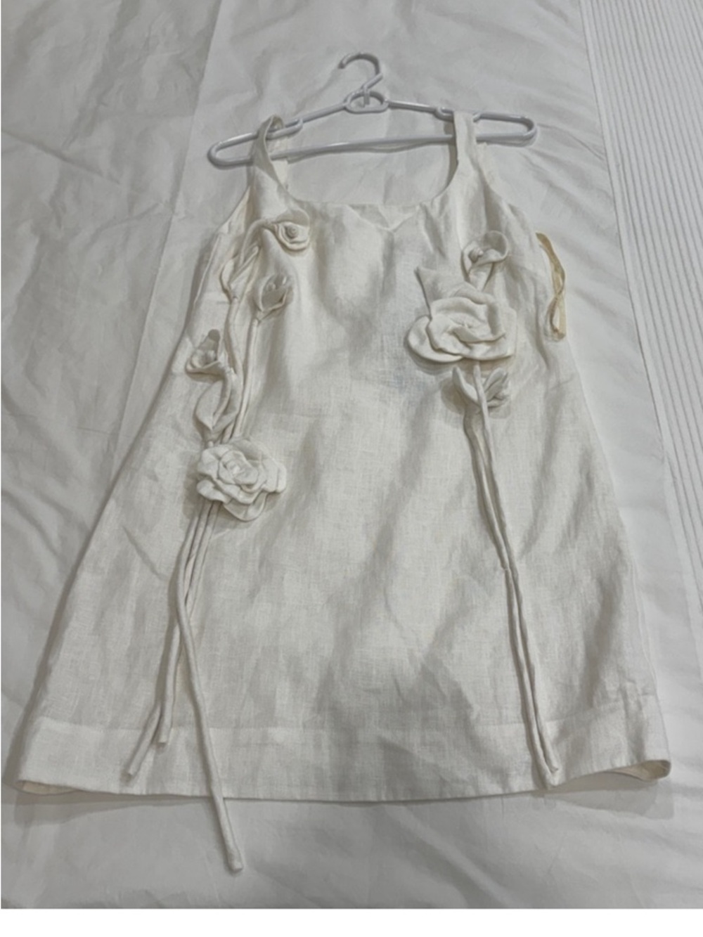 Farm Rio: Off-White Sleeveless Euroflax™ Premium Linen Mini Dress - Picture 11 of 15